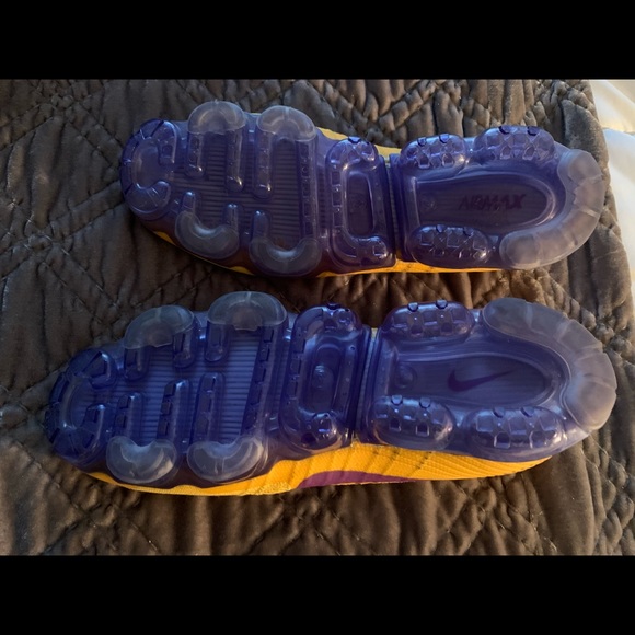 vapormax lakers